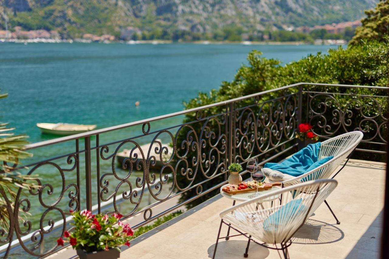 Apartment Aura With Sea View Kotor Ngoại thất bức ảnh